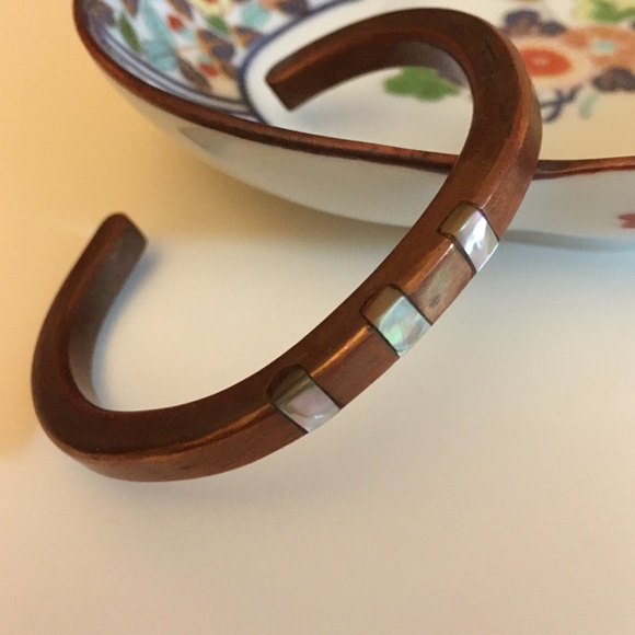 VTG BoHo Copper Cuff Bracelet with inlay MOP - Picture 4 of 12